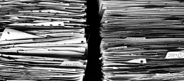 Unos archivos (imagen referencial) - Sputnik Mundo