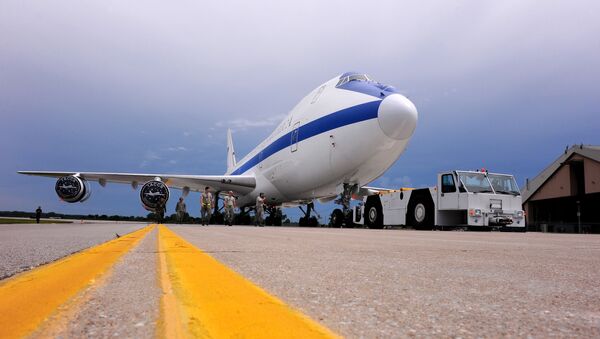 Un Boeing E-4B de las Fuerzas Armadas de Estados Unidos  - Sputnik Mundo