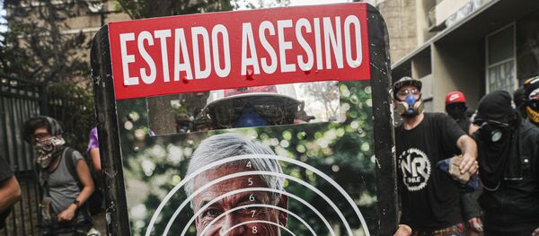 Protestas contra Sebastián Piñera en Chile Protestas contra Sebastián Piñera en Chile - Sputnik Mundo