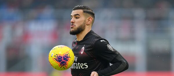 El futbolista Theo Hernández El futbolista Theo Hernández - Sputnik Mundo