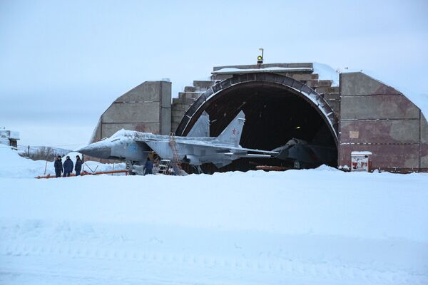 Los Su-24 y los MiG-31 muestran su agilidad y potencia en el norte de Rusia

 - Sputnik Mundo