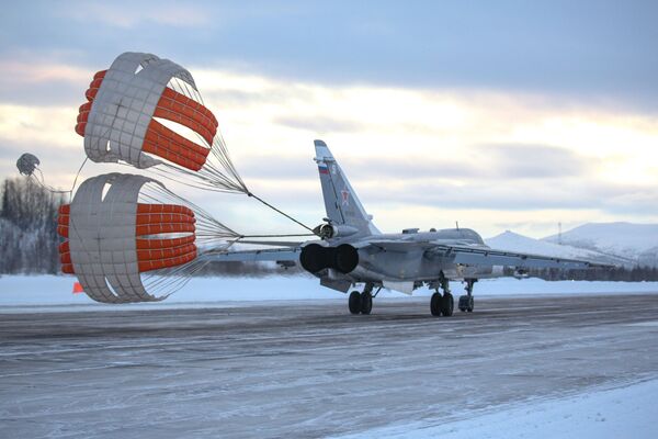 Los Su-24 y los MiG-31 muestran su agilidad y potencia en el norte de Rusia

 - Sputnik Mundo