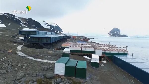 Brasil inaugura su base permanente de investigación científica en la Antártida - Sputnik Mundo