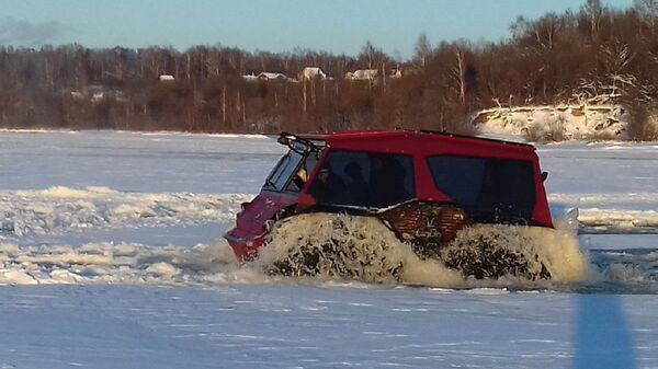 Hecho en Rusia: conoce el BigBo, un todoterreno anfibio de lujo | Fotos, vídeos - Sputnik Mundo