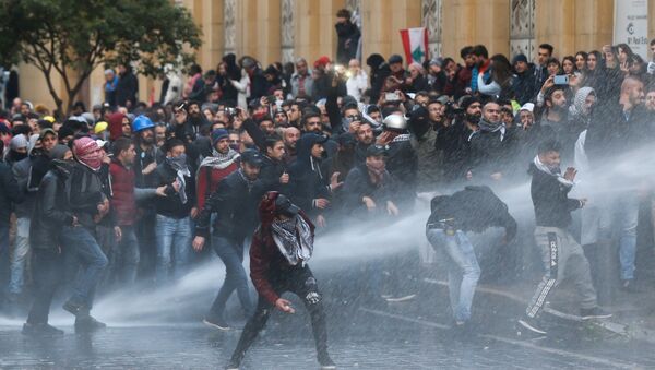 Las protestas en Beirut, Líbano - Sputnik Mundo