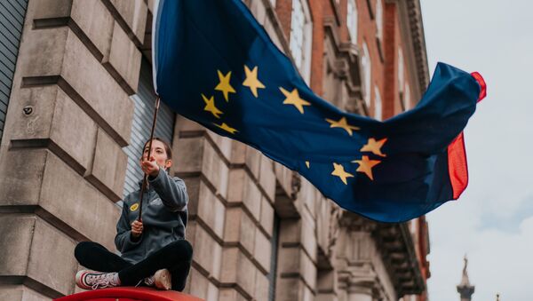 La bandera de la UE - Sputnik Mundo