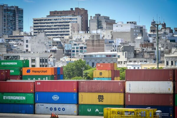 Buque científico ruso desafía tormentas en viaje hacia misión en mar de Bellingshausen | Fotos - Sputnik Mundo