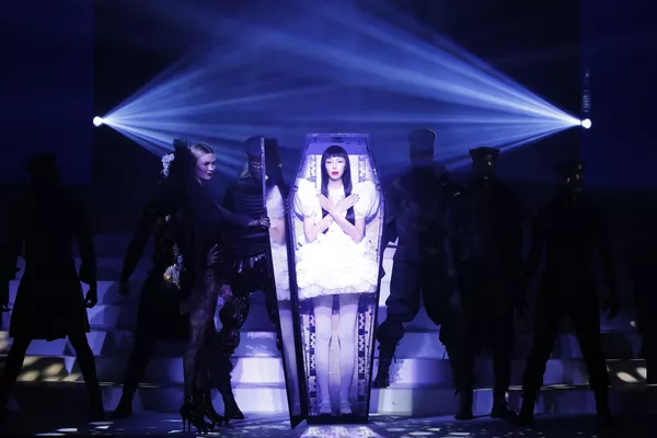 Un adiós extraordinario: el último desfile de Jean-Paul Gaultier en París
Un adiós extraordinario: el último desfile de Jean-Paul Gaultier en París
- Sputnik Mundo