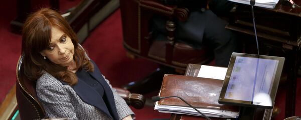 Cristina Fernández de Kirchner en el Senado argentino - Sputnik Mundo