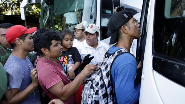 Migrantes centroamericanos en México Migrantes centroamericanos en México - Sputnik Mundo