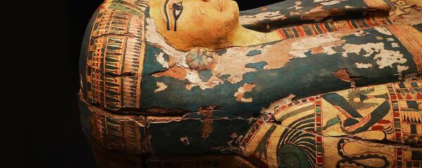 Un sarcófago de una momia egipcia - Sputnik Mundo