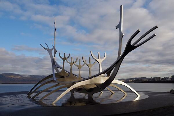 Tiburón podrido, vikingos, sacrificios y vodka islandés: así es el mes thorri - Sputnik Mundo