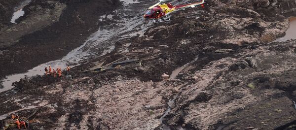 Consecuencias de la ruptura de la represa minera en Brasil - Sputnik Mundo