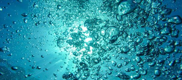 Burbujas de aire en el agua - Sputnik Mundo