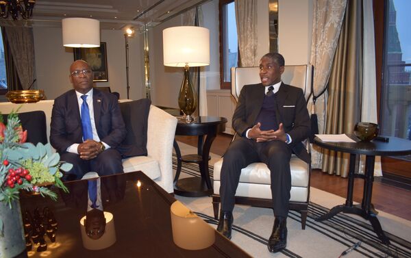 Teodoro Nguema Obiang Mangue (derecha), vicepresidente de Guinea Ecuatorial Teodoro Nguema Obiang Mangue (derecha), vicepresidente de Guinea Ecuatorial - Sputnik Mundo