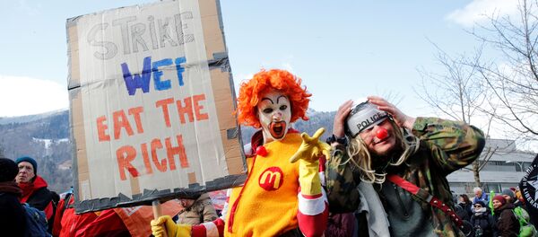 Protestas contra el Foro Económico Mundial en Davos (archivo) - Sputnik Mundo