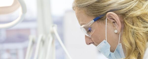 Una médica con tapabocas. Imagen referencial - Sputnik Mundo