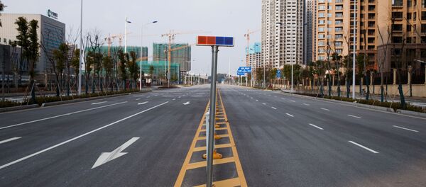 Una calle vacía de la ciudad de Yueyang, China - Sputnik Mundo