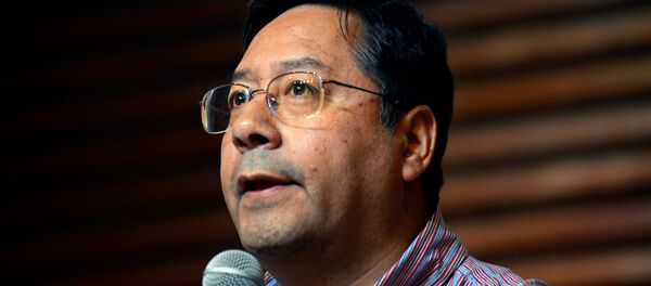 Luis Arce, candidato presidencial del Movimiento Al Socialismo (MAS) de Bolivia - Sputnik Mundo