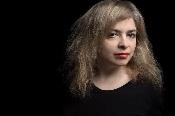 Mariana Enríquez, la escritora del momento habla de su última novela de terror Mariana Enríquez, la escritora del momento habla de su última novela de terror - Sputnik Mundo