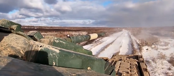 El Ejército de Tanques de la Guardia rusa cumple 77 años | Vídeo - Sputnik Mundo