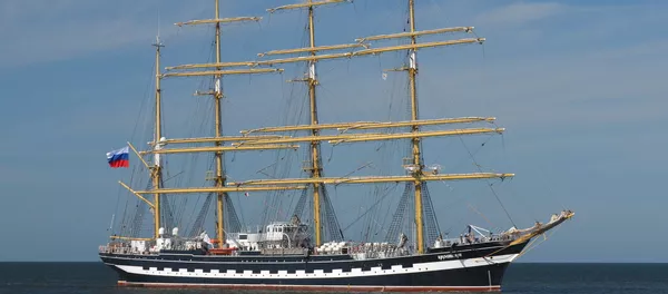 El velero ruso Kruzenshtern llega al puerto de Montevideo El velero ruso Kruzenshtern llega al puerto de Montevideo - Sputnik Mundo