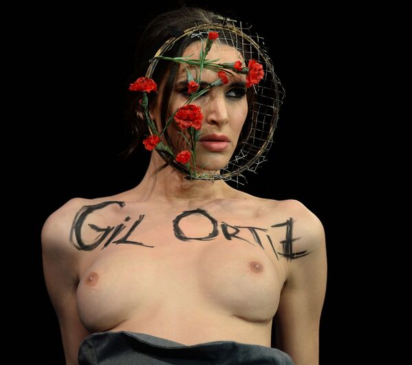 El Salón Internacional de la Moda Flamenca en Sevilla
 - Sputnik Mundo