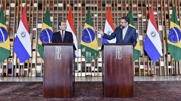 El canciller de Paraguay, Antonio Rivas Palacios, y el canciller de Brasil, Ernesto Araújo - Sputnik Mundo