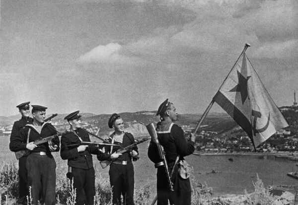 ¿Cómo la URSS, EEUU y el Reino Unido acordaron en Yalta el nuevo orden mundial en 1945? ¿Cómo la URSS, EEUU y el Reino Unido acordaron en Yalta el nuevo orden mundial en 1945? - Sputnik Mundo