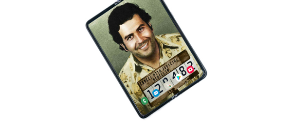 Escobar Fold 2, el 'smartphone' plegable de Escobar Inc. - Sputnik Mundo