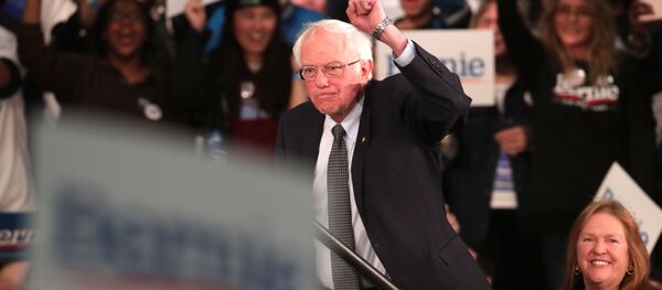 Bernie Sanders, senador estadounidense - Sputnik Mundo