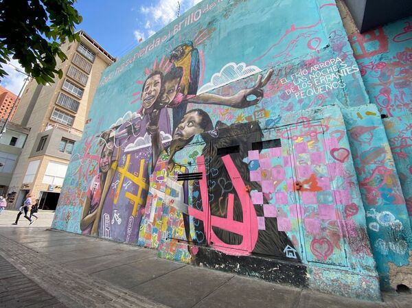 Un paseo por la historia de Venezuela a través de sus murales Un paseo por la historia de Venezuela a través de sus murales - Sputnik Mundo