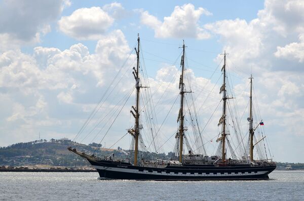 El velero ruso Kruzenshtern se encamina a la ciudad más austral del mundo - Sputnik Mundo