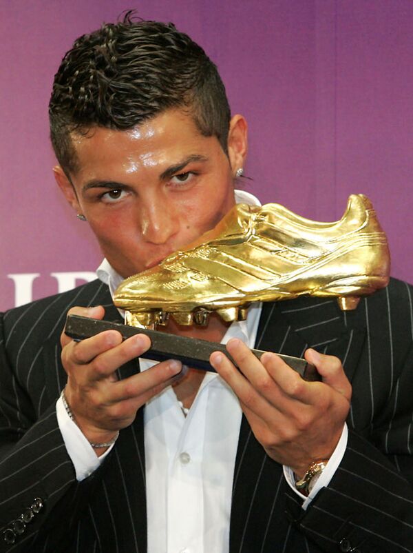 Cristiano Ronaldo celebra su 35 cumpleaños - Sputnik Mundo