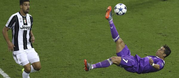 Cristiano Ronaldo celebra su 35 cumpleaños - Sputnik Mundo