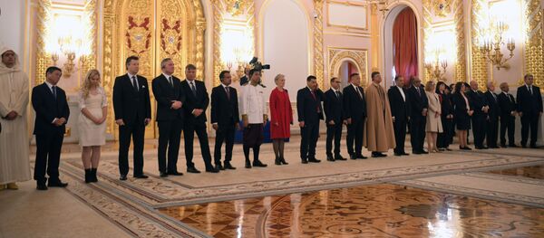 La ceremonia de entrega de cartas credenciales por los embajadores en el Kremlin La ceremonia de entrega de cartas credenciales por los embajadores en el Kremlin - Sputnik Mundo