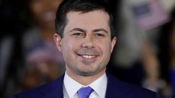 Pete Buttigieg, precandidato a la Presidencia de EEUU del Partido Demócrata - Sputnik Mundo