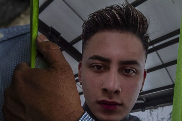 Familias de jóvenes desaparecidos en Ciudad de México arremeten contra las autoridades - Sputnik Mundo