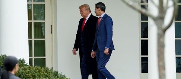 El presidente estadounidense, Donald Trump, y líder opositor venezolano Juan Guaidó El presidente estadounidense, Donald Trump, y líder opositor venezolano Juan Guaidó - Sputnik Mundo