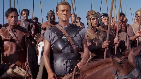Kirk Douglas en 'Espartaco' - Sputnik Mundo