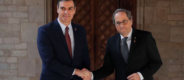  El presidente de España, Pedro Sánchez, y el presidente de Cataluña, Quim Torra - Sputnik Mundo