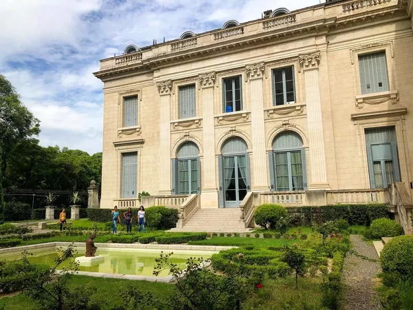 El palacio en Argentina que conserva la historia y un pequeño tesoro de origen ruso El palacio en Argentina que conserva la historia y un pequeño tesoro de origen ruso - Sputnik Mundo