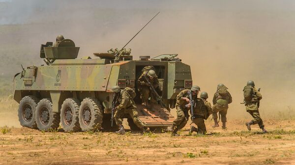 Infantería de Brasil en operación militar - Sputnik Mundo