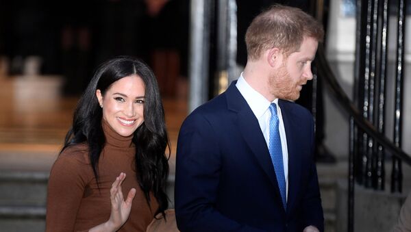 Meghan Markle y Harry exduques de Sussex - Sputnik Mundo