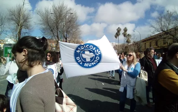 Manifestación 'Tren de la Dignidad' en Sevilla Manifestación 'Tren de la Dignidad' en Sevilla - Sputnik Mundo