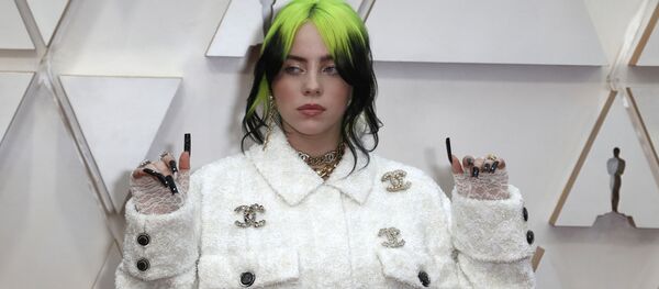 La cantante estadounidense Billie Eilish - Sputnik Mundo