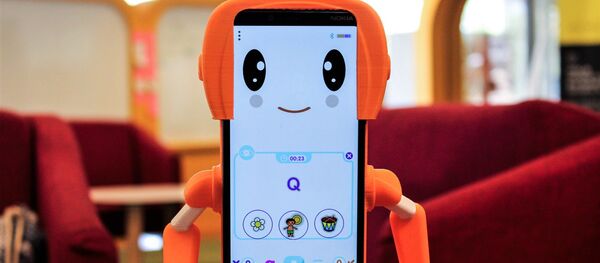 SIMA, el primer robot social educativo hecho en América Latina - Sputnik Mundo