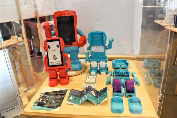 SIMA no solo es el primer robot social latinoamericano que habla español: hay más - Sputnik Mundo