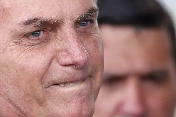Bolsonaro gira 180 grados en su relación con Argentina Bolsonaro gira 180 grados en su relación con Argentina - Sputnik Mundo