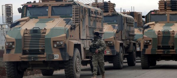 Blindados turcos en Idlib - Sputnik Mundo